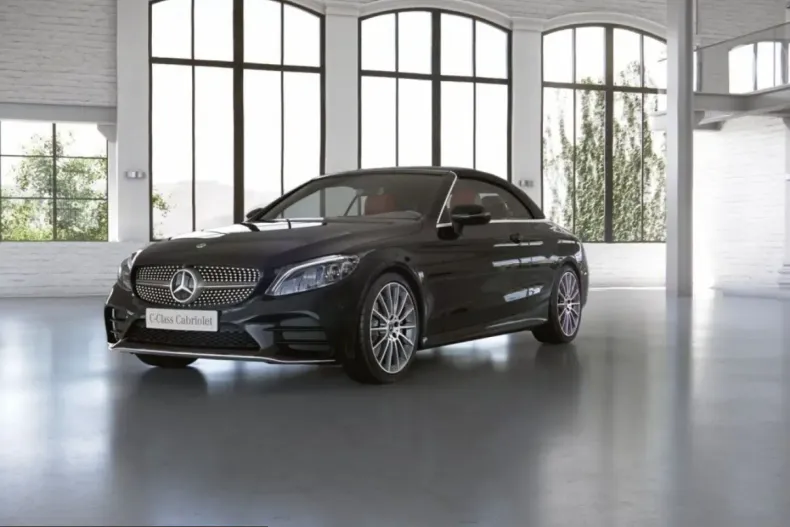Mercedes-Benz C 300 (Clasa C) din 2024 cu 40.154 km - oferta MER212388 - foto 1