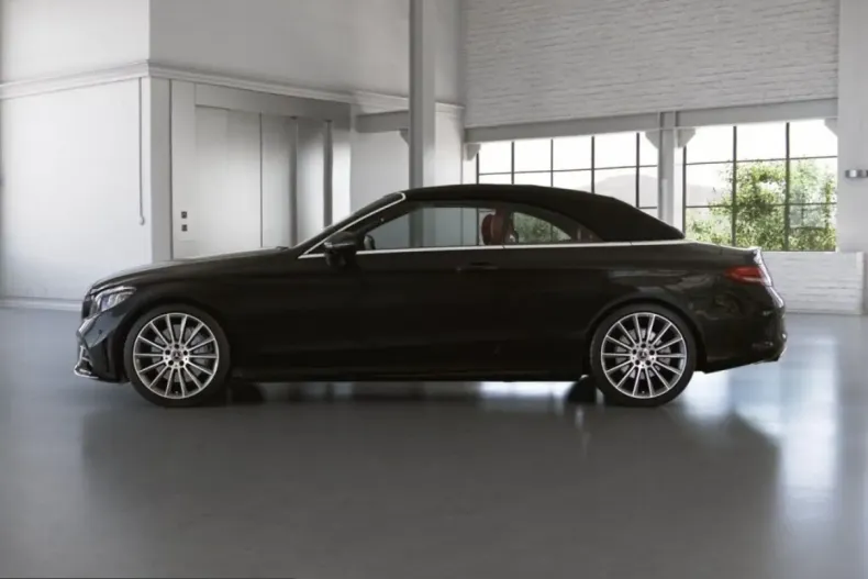 Mercedes-Benz C 300 (Clasa C) din 2024 cu 40.154 km - oferta MER212388 - foto 3