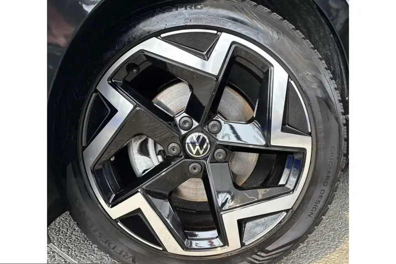 Volkswagen Passat din 2025 cu 25.800 km - oferta VOL212390 - foto 6