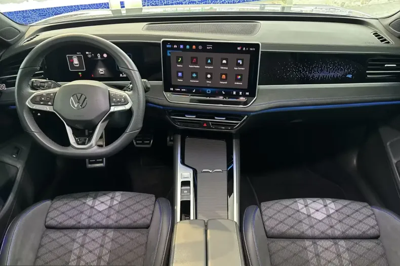 Volkswagen Passat din 2025 cu 25.800 km - oferta VOL212390 - foto 7