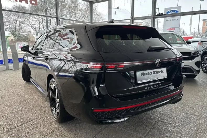 Volkswagen Passat din 2025 cu 25.800 km - oferta VOL212390 - foto 16