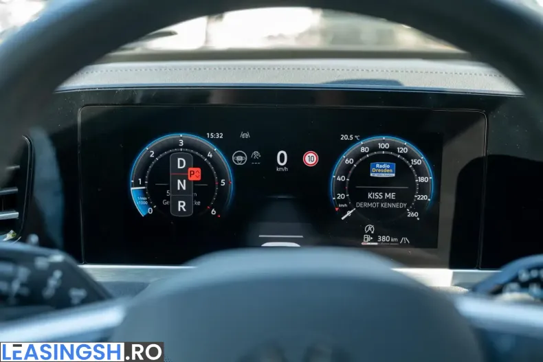 Volkswagen Passat din 2025 cu 59.367 km - oferta VOL212391 - foto 13