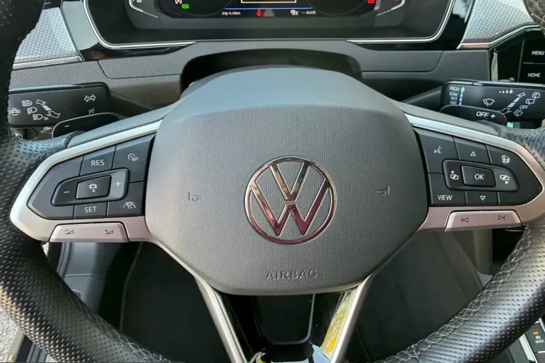 Volkswagen Passat Alltrack din 2023 cu 57.626 km - oferta VOL212393 - foto 8
