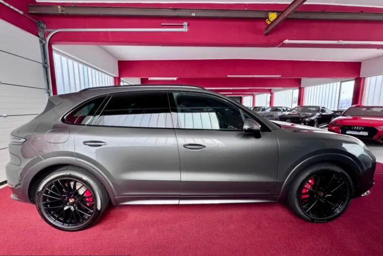 Porsche Cayenne din 2021 cu 33.704 km - oferta POR212394 - foto 6
