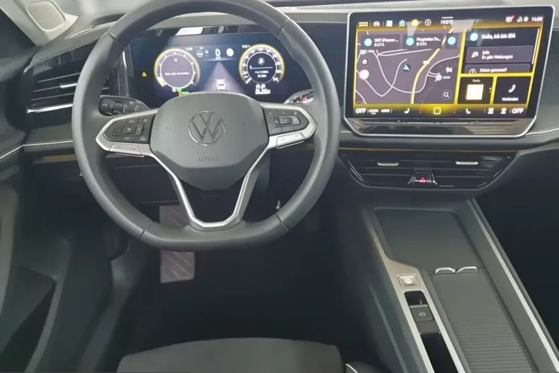 Volkswagen Passat din 2025 cu 16.915 km - oferta VOL212395 - foto 7