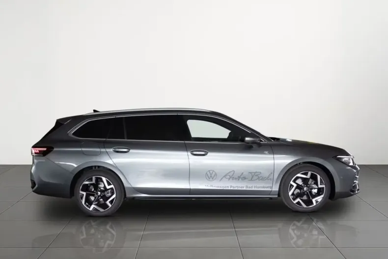 Volkswagen Passat din 2025 cu 14.100 km - oferta VOL212396 - foto 3