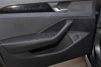 Volkswagen Passat din 2025 cu 14.100 km - oferta VOL212396 - foto 16
