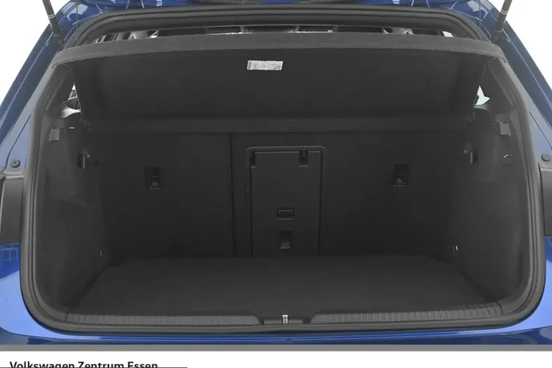 Volkswagen Golf din 2023 cu 23.711 km - oferta VOL212397 - foto 8