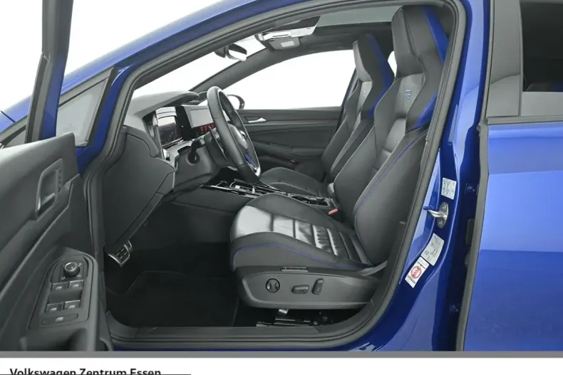 Volkswagen Golf din 2023 cu 23.711 km - oferta VOL212397 - foto 10