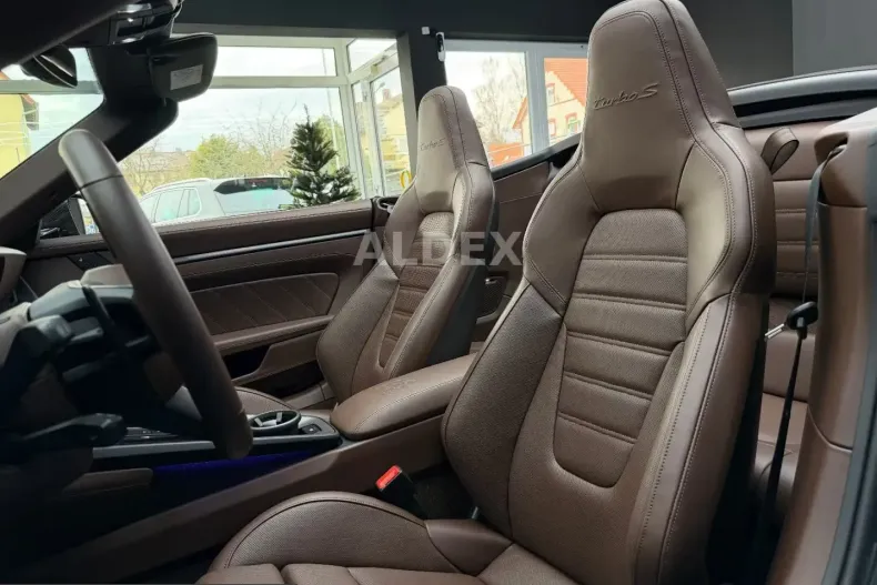 Porsche 992 din 2026 cu 7.000 km - oferta POR212401 - foto 12