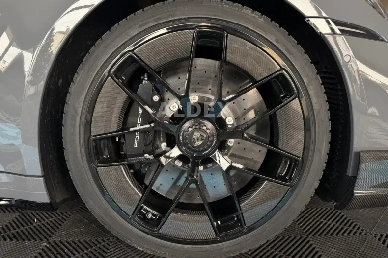 Porsche 992 din 2026 cu 7.000 km - oferta POR212401 - foto 38
