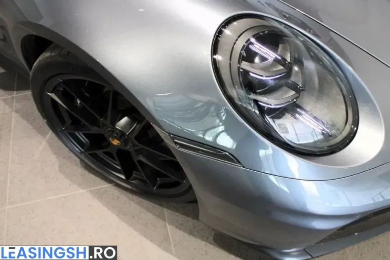Porsche 911 din 2025 cu 5.500 km - oferta POR212403 - foto 6