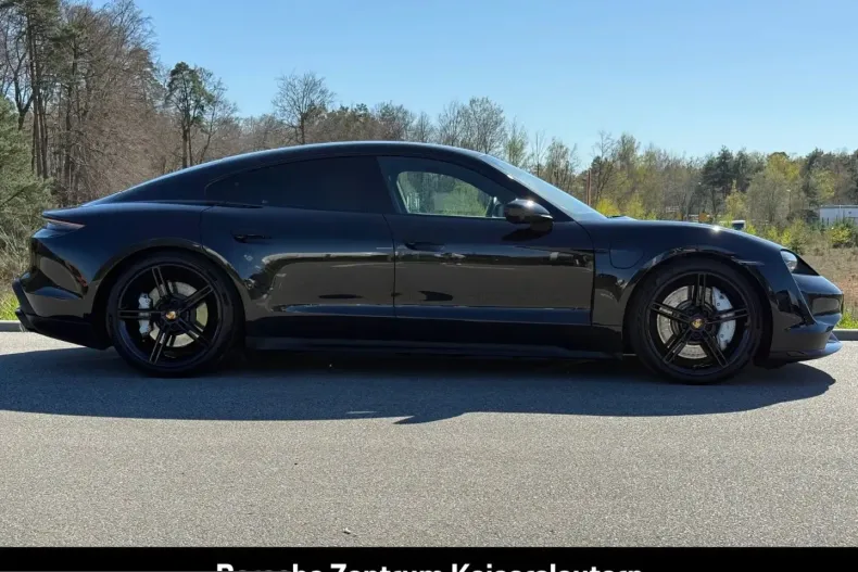 Porsche Taycan din 2023 cu 43.900 km - oferta POR212407 - foto 7