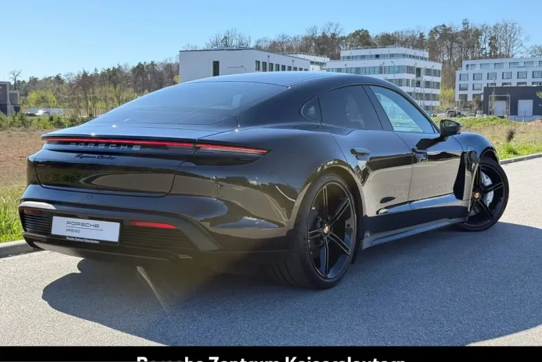 Porsche Taycan din 2023 cu 43.900 km - oferta POR212407 - foto 8