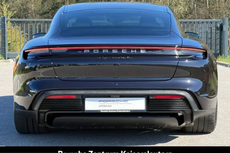 Porsche Taycan din 2023 cu 43.900 km - oferta POR212407 - foto 10