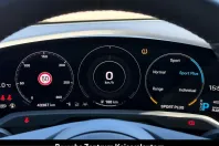 Porsche Taycan din 2023 cu 43.900 km - oferta POR212407 - foto 19