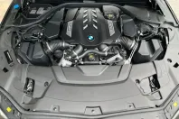 BMW 750 (Seria 7) din 2021 cu 66.200 km - oferta BMW212408 - foto 17