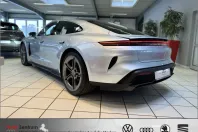 Porsche Taycan din 2024 cu 8.763 km - oferta POR212409 - foto 11