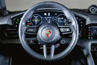 Porsche Taycan din 2024 cu 15.300 km - oferta POR212410 - foto 17