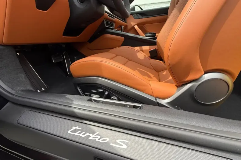 Porsche 992 din 2026 cu 100 km - oferta POR212412 - foto 30