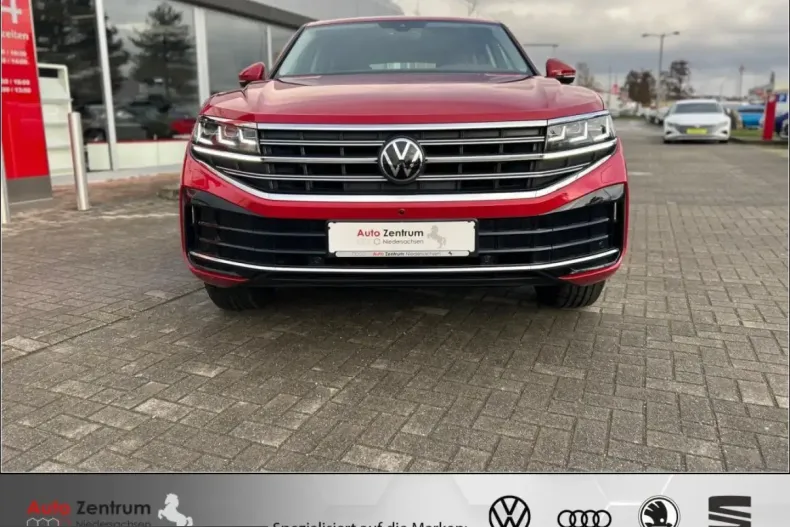Volkswagen Touareg din 2024 cu 12.000 km - oferta VOL212415 - foto 2