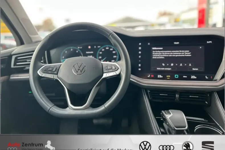 Volkswagen Touareg din 2024 cu 12.000 km - oferta VOL212415 - foto 18