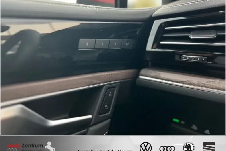 Volkswagen Touareg din 2024 cu 12.000 km - oferta VOL212415 - foto 28