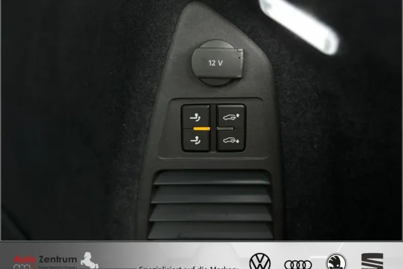 Volkswagen Touareg din 2025 cu 14.000 km - oferta VOL212416 - foto 29