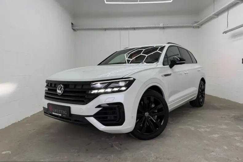 Volkswagen Touareg din 2023 cu 26.000 km - oferta VOL212418 - foto 1