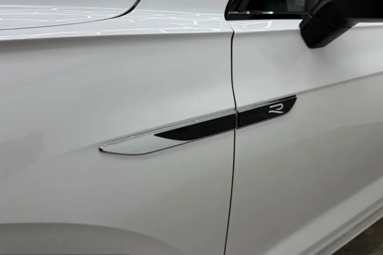 Volkswagen Touareg din 2023 cu 26.000 km - oferta VOL212418 - foto 9