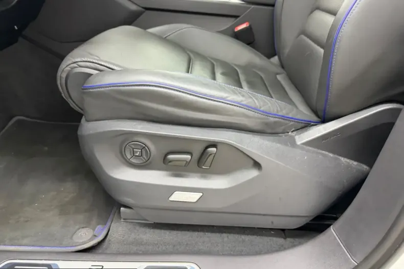 Volkswagen Touareg din 2023 cu 26.000 km - oferta VOL212418 - foto 17