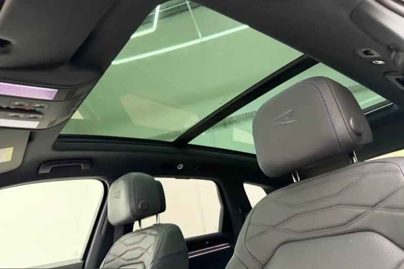 Volkswagen Touareg din 2023 cu 26.000 km - oferta VOL212418 - foto 21