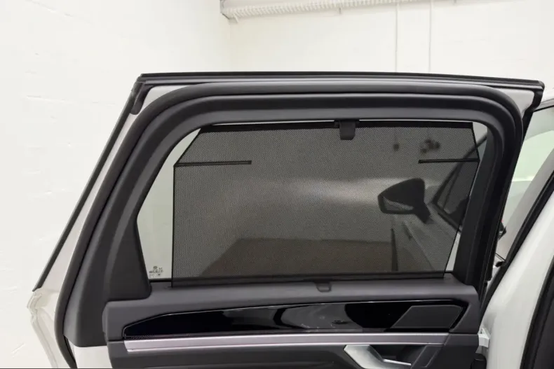 Volkswagen Touareg din 2023 cu 26.000 km - oferta VOL212418 - foto 44