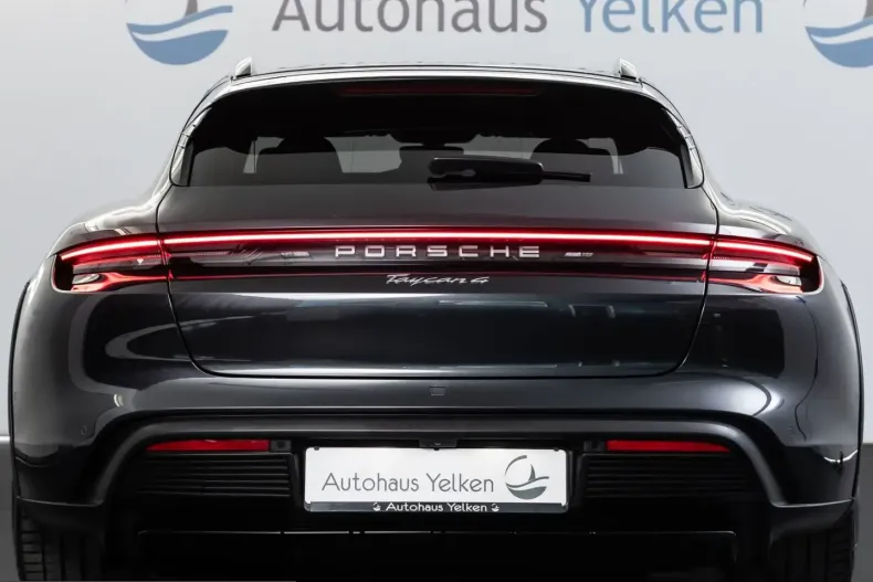 Porsche Taycan din 2024 cu 22.550 km - oferta POR212421 - foto 5