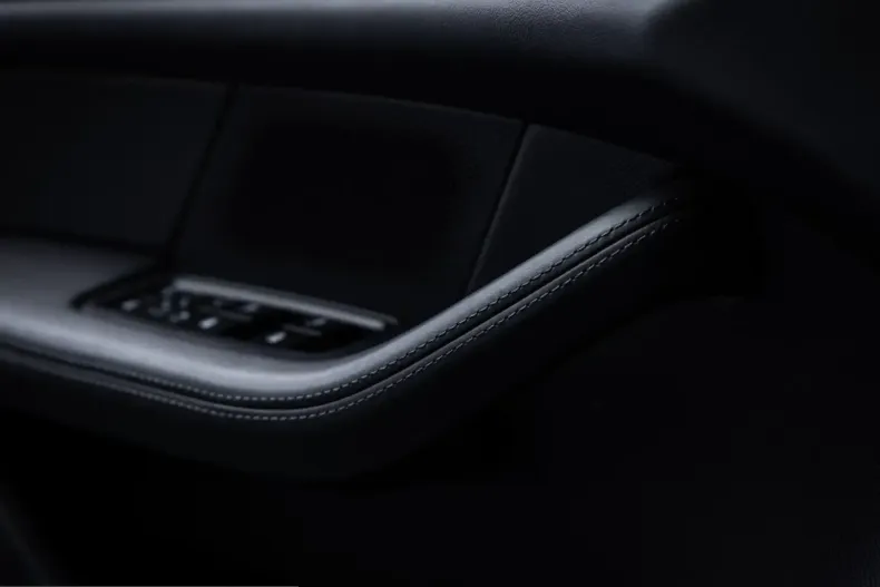 Porsche Taycan din 2024 cu 22.550 km - oferta POR212421 - foto 25