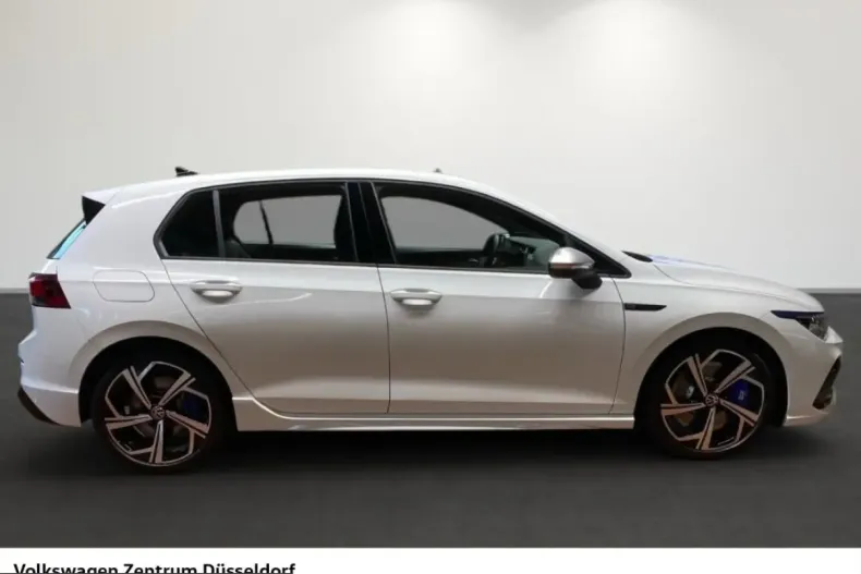 Volkswagen Golf din 2024 cu 16.512 km - oferta VOL212423 - foto 2