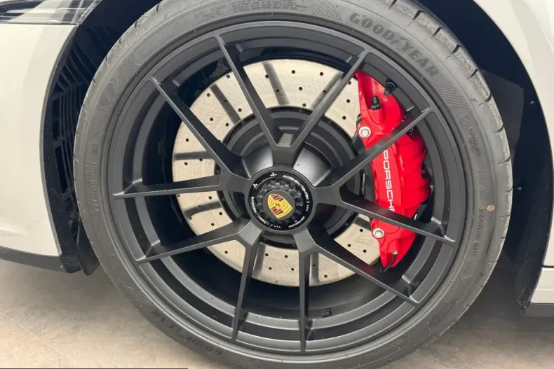 Porsche 911 din 2024 cu 4.200 km - oferta POR212425 - foto 17