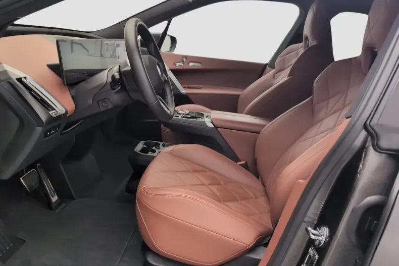 BMW iX din 2025 cu 15.407 km - oferta BMW212426 - foto 8