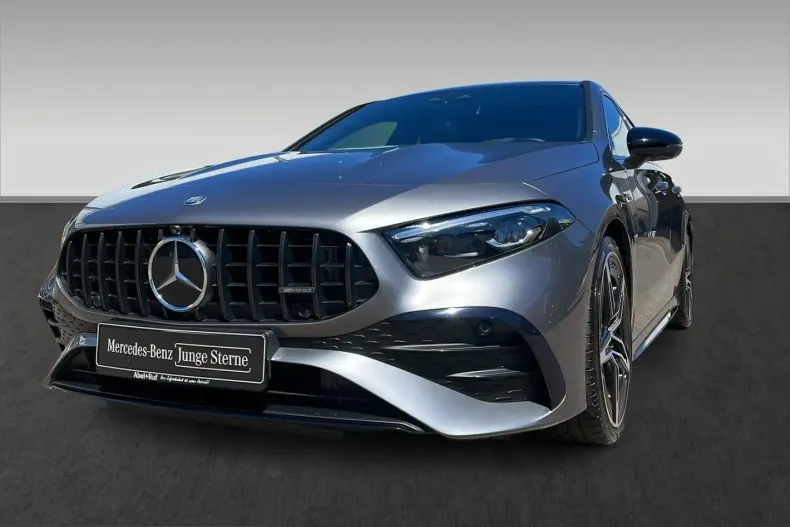 Mercedes-Benz A 35 AMG (Clasa A) din 2023 cu 38.775 km - oferta MER212428 - foto 4