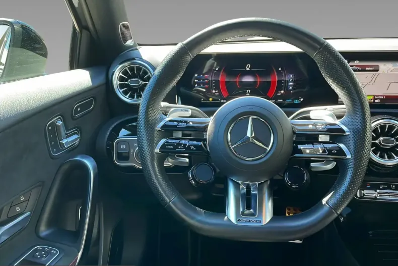Mercedes-Benz A 35 AMG (Clasa A) din 2023 cu 38.775 km - oferta MER212428 - foto 13