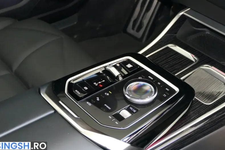 BMW 740 (Seria 7) din 2023 cu 100.000 km - oferta BMW212432 - foto 31