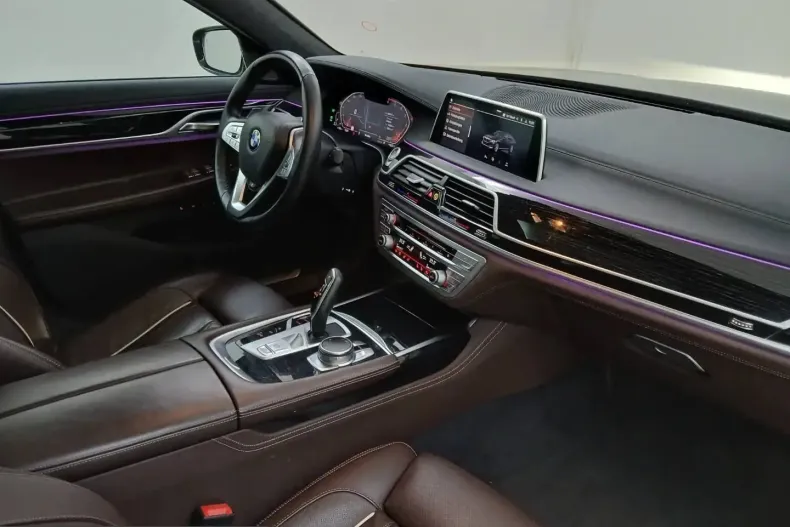 BMW 730 (Seria 7) din 2022 cu 66.600 km - oferta BMW212433 - foto 6