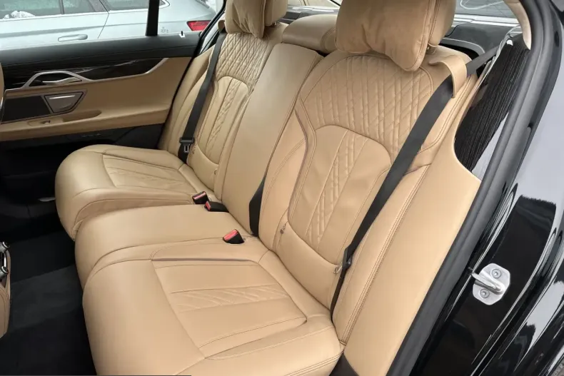 BMW 750 (Seria 7) din 2021 cu 94.750 km - oferta BMW212435 - foto 10