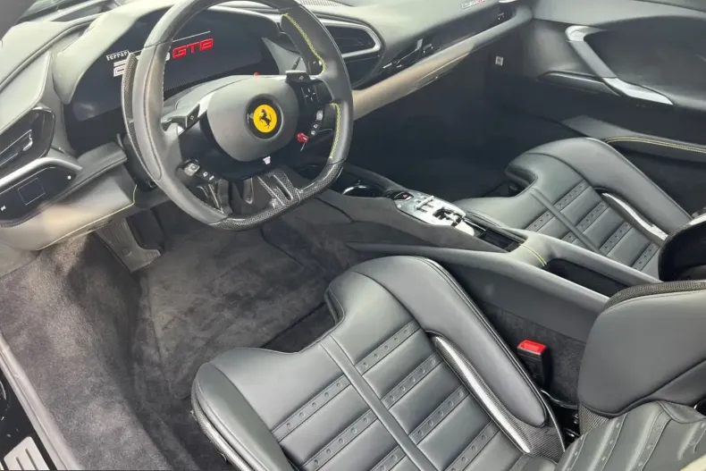Ferrari 296 GTB din 2023 cu 4.000 km - oferta FER212438 - foto 12