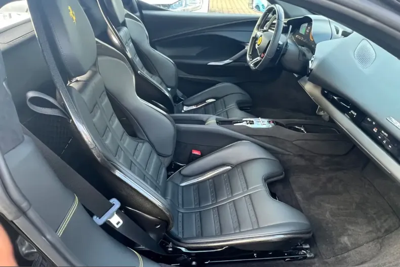 Ferrari 296 GTB din 2023 cu 4.000 km - oferta FER212438 - foto 29