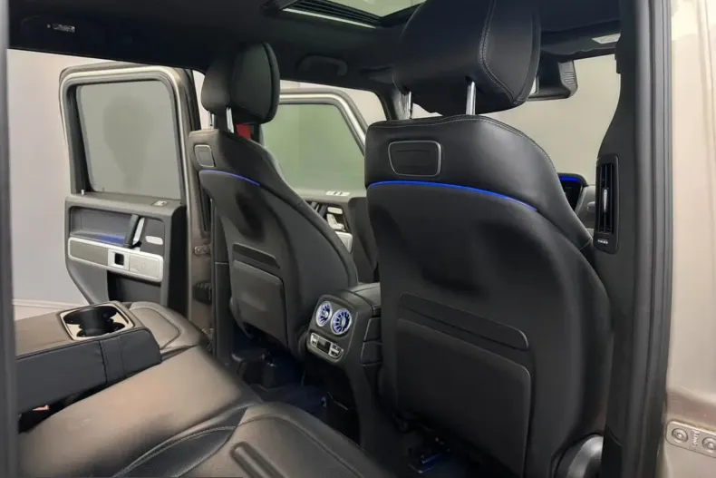 Mercedes-Benz G 350 (Clasa G) din 2023 cu 82.000 km - oferta MER212440 - foto 12