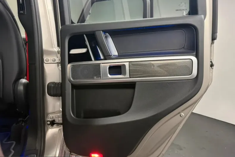 Mercedes-Benz G 350 (Clasa G) din 2023 cu 82.000 km - oferta MER212440 - foto 20