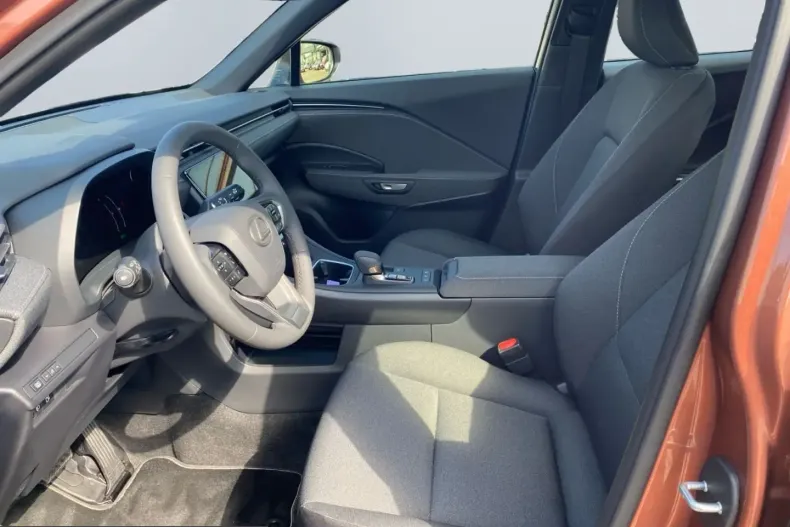 Lexus LBX din 2025 cu 3.050 km - oferta LEX212441 - foto 7
