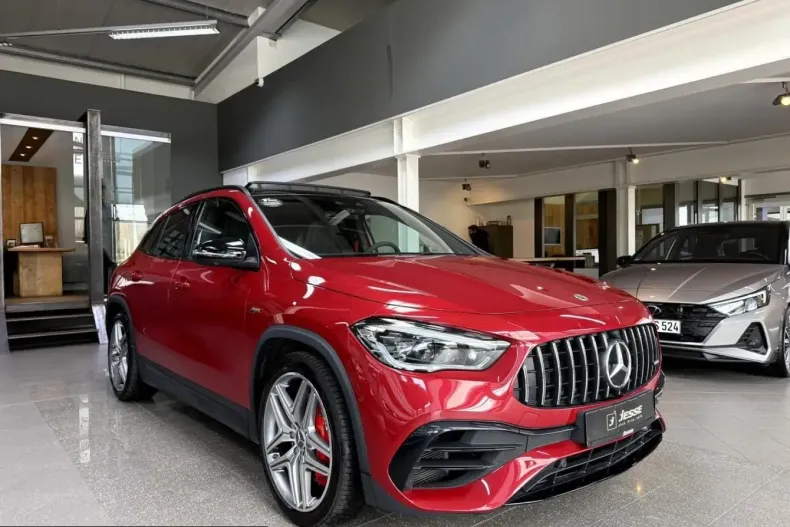 Mercedes-Benz GLA 45 AMG (Clasa GLA) din 2023 cu 24.500 km - oferta MER212443 - foto 1