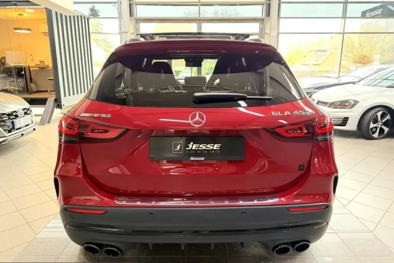 Mercedes-Benz GLA 45 AMG (Clasa GLA) din 2023 cu 24.500 km - oferta MER212443 - foto 6